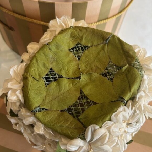 BONWIT TELLER NYC Silk Daisy Tall Pillbox HAT